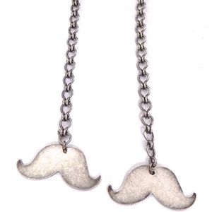 MUSTACHES RIDES SILVER MINI EARRINGS